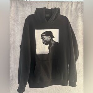 Black Graphic Tupac Hoodie